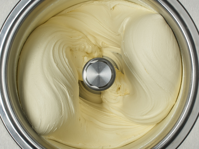 Professional gelato makers and freezers for restaurant Gel 5 10 Poker produces fine, creamy gelato